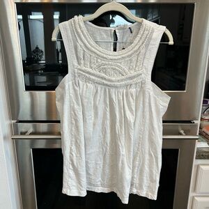 Akemi & Kin White Sleeveless Top size L slight wear GUC